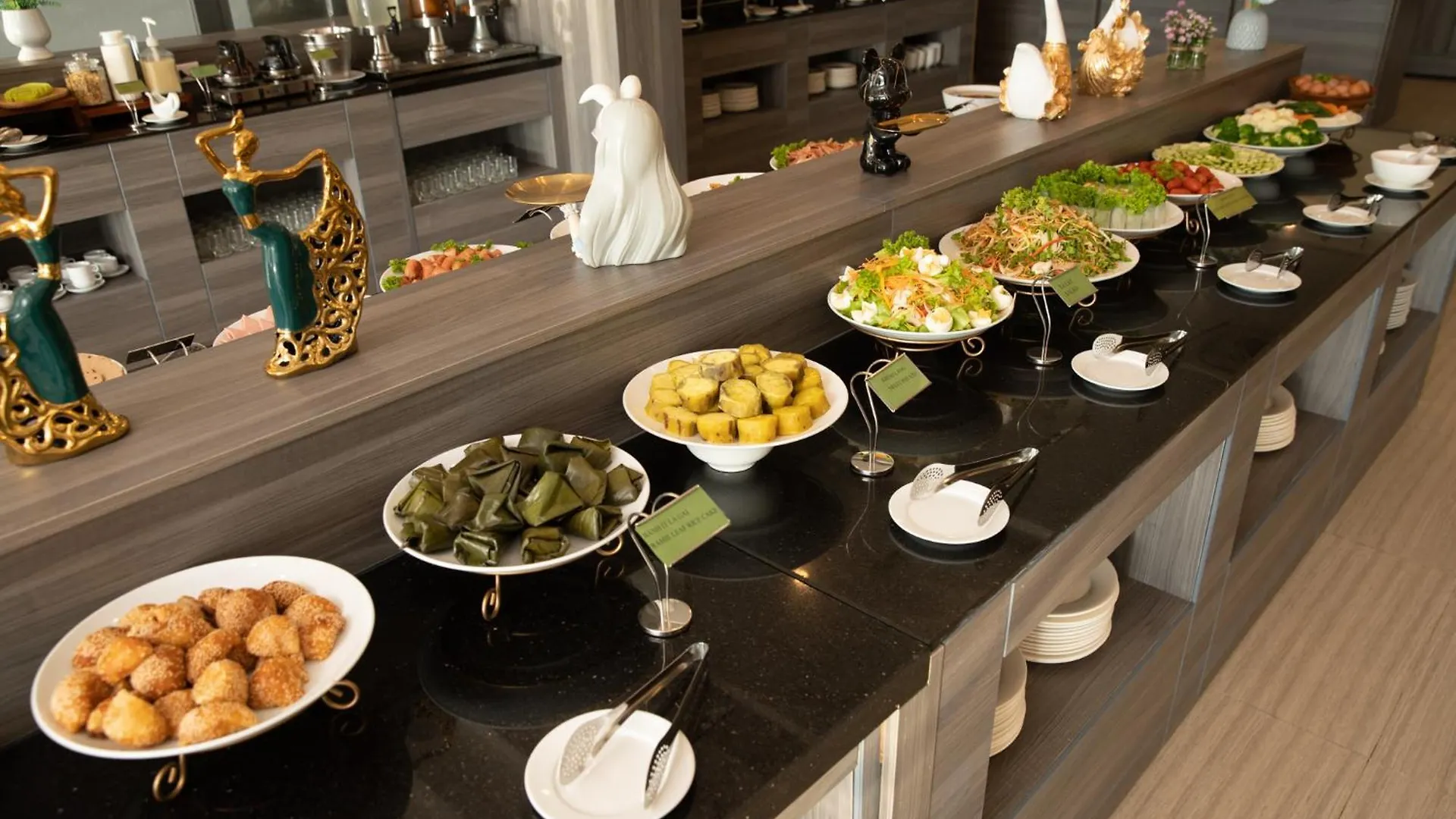Lunar Hotel Danang 4*, Đà Nẵng Vietnam
