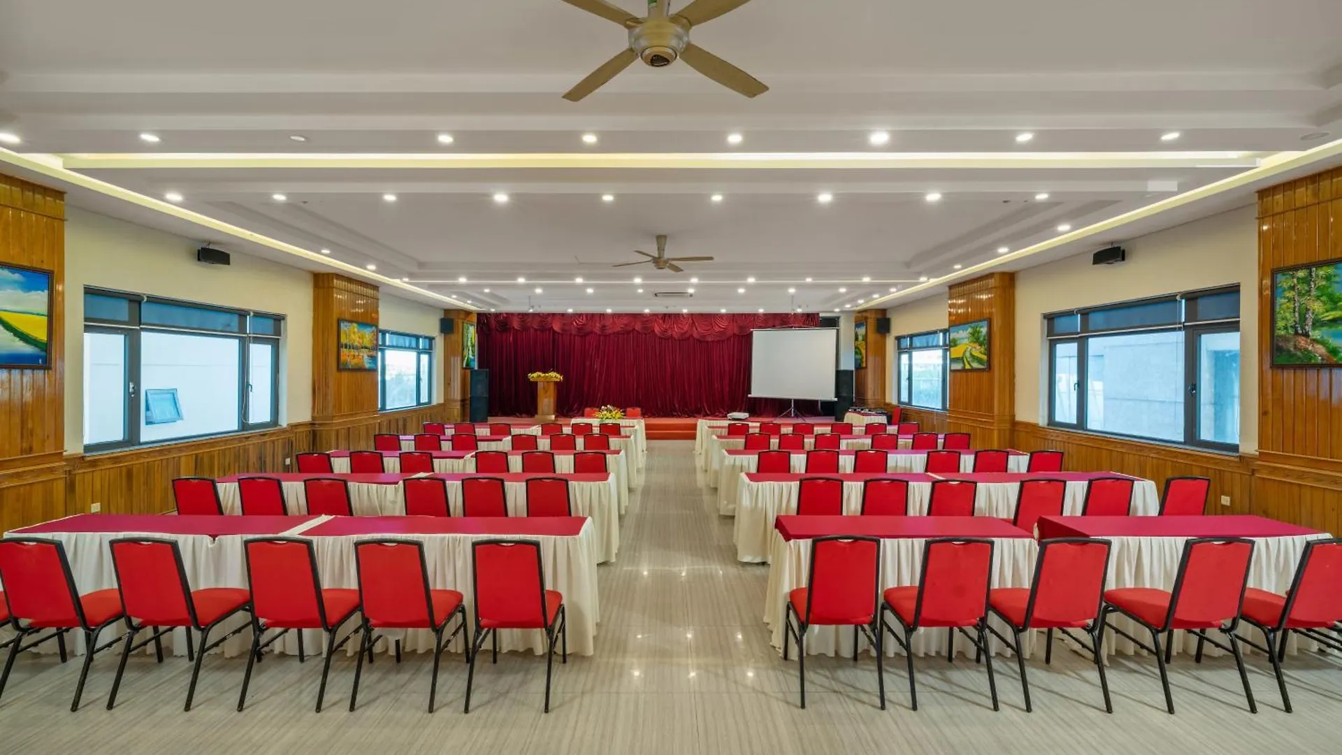 ****  Lunar Hotel Danang Vietnam