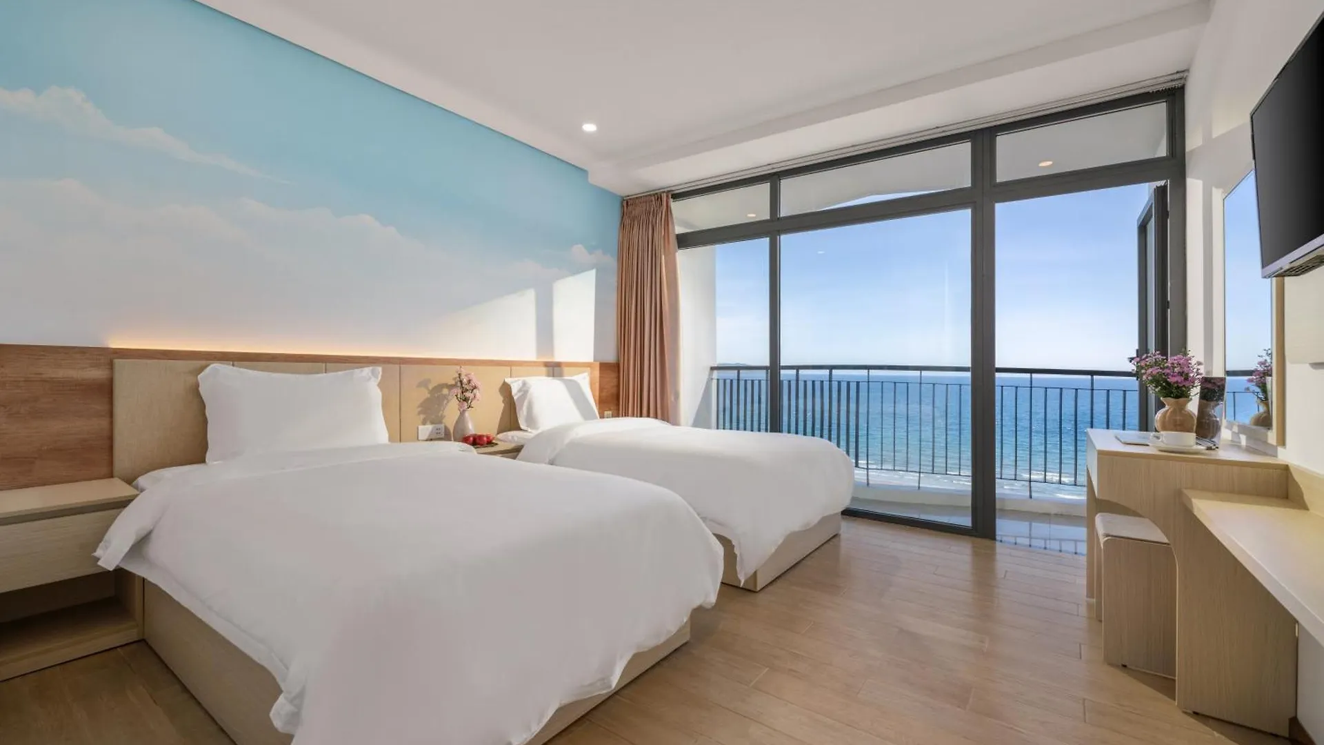 ****  Lunar Hotel Danang Vietnam