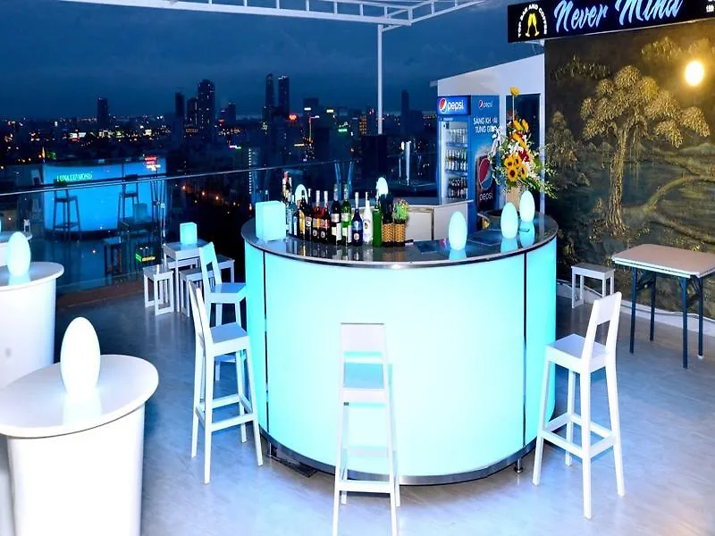 ****  Lunar Hotel Danang Vietnam