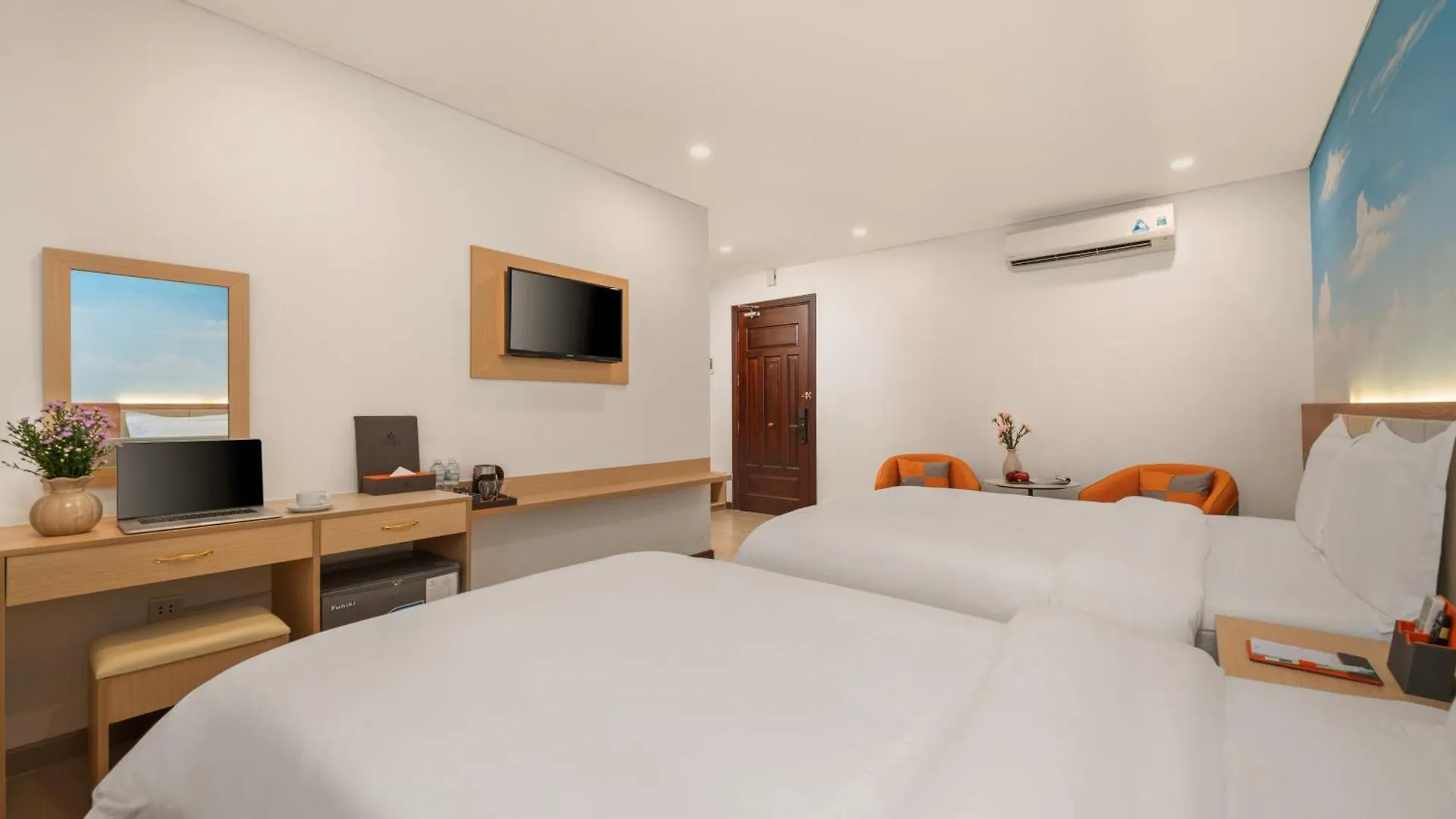 Lunar Hotel Danang  Da Nang