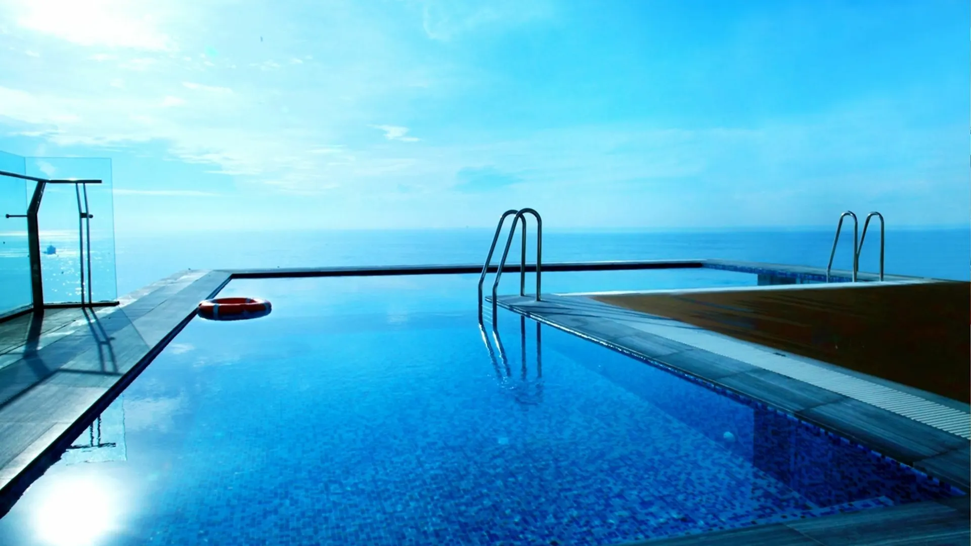 Lunar Hotel Danang 4*, Da Nang